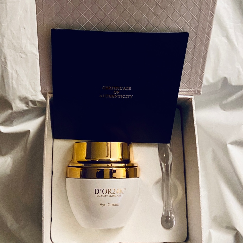 New D’or Luxury Eye Cream include certificate of authenticity $75